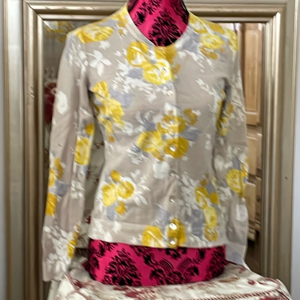 Charter Club Cardigan Sweater Yellow Roses size SP. used good condition.